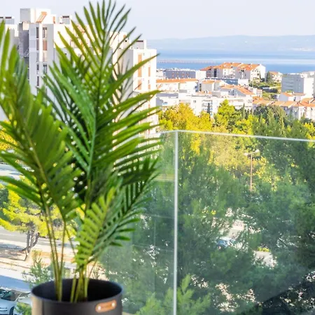 Jugo * Split